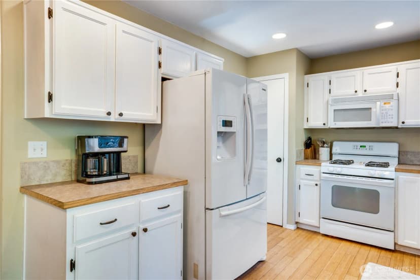 Property photo for 22316 Greenfield Court Se, Yelm photo 9