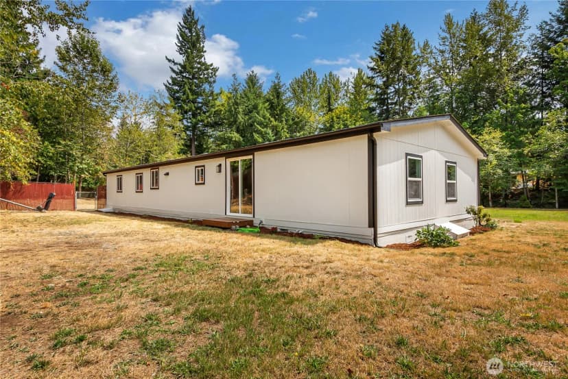 Property photo for 21707 187th Street E, Orting photo 6