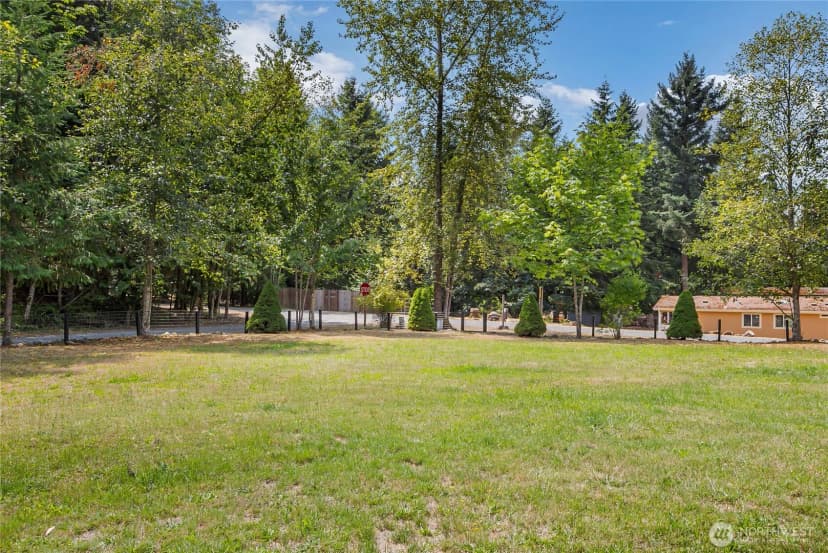 Property photo for 21707 187th Street E, Orting photo 4