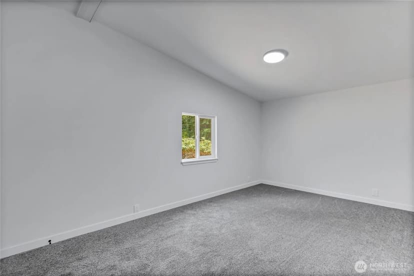 Property photo for 21707 187th Street E, Orting photo 20