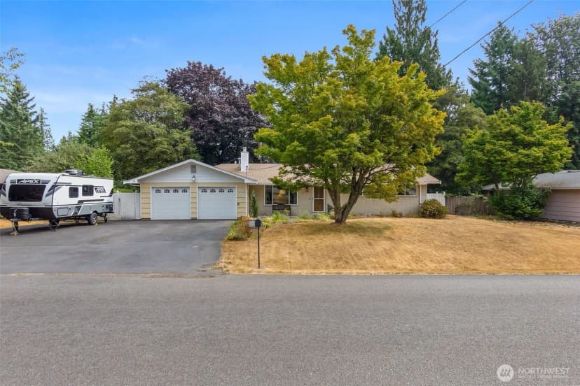 Property photo for 2206 Sycamore Street Se, Lacey photo 2