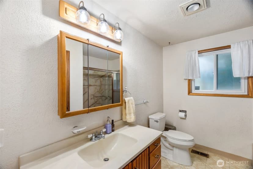 Property photo for 2206 Sycamore Street Se, Lacey photo 19