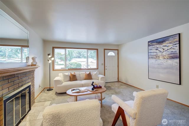 Property photo for 14200 105th Avenue Ne, Kirkland photo 3