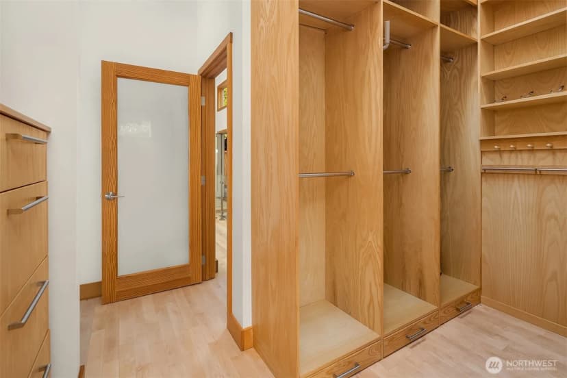 Property photo for 16947 Maplewild Avenue Sw, Burien photo 21