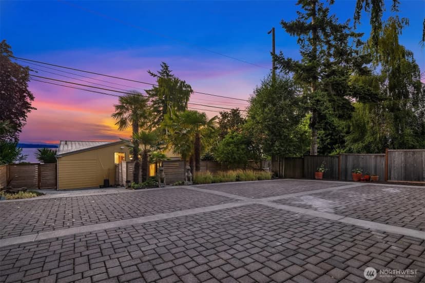 Property photo for 16947 Maplewild Avenue Sw, Burien photo 36