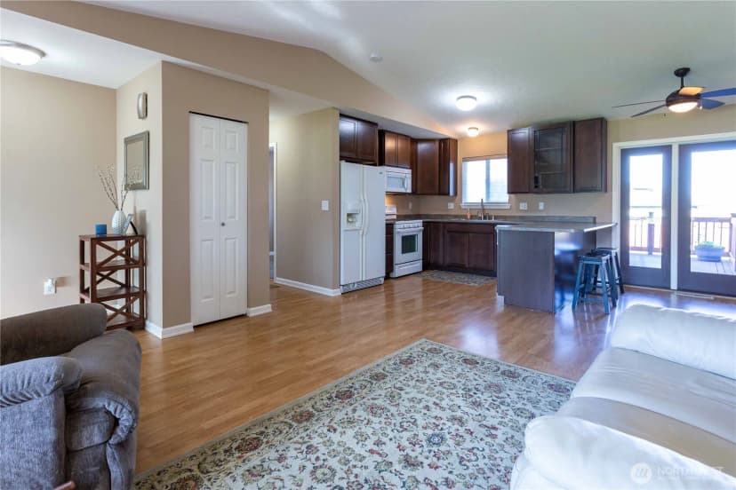 Property photo for 6130 Pacific Heights Drive, Ferndale photo 7