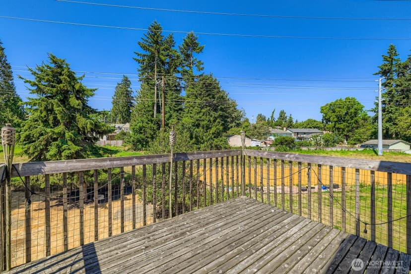 Property photo for 7806 Beverly Boulevard, Everett photo 19
