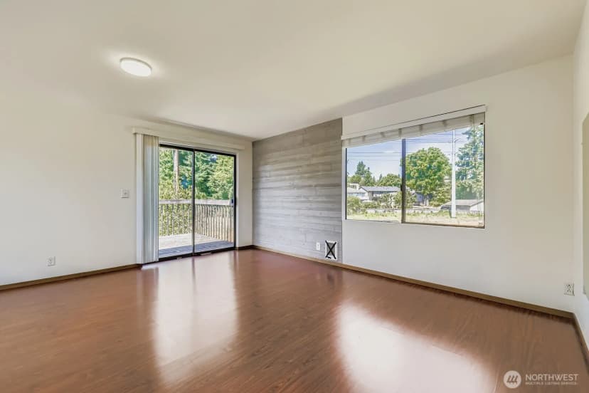 Property photo for 7806 Beverly Boulevard, Everett photo 17