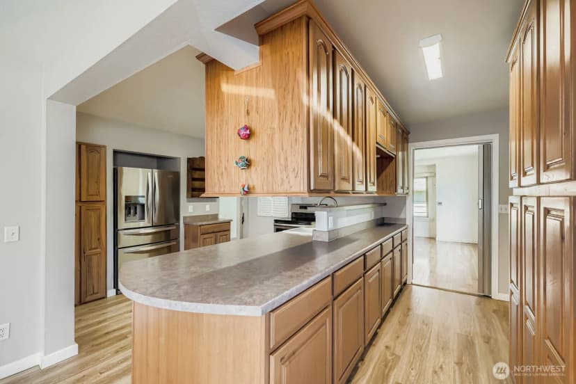 Property photo for 7806 Beverly Boulevard, Everett photo 7
