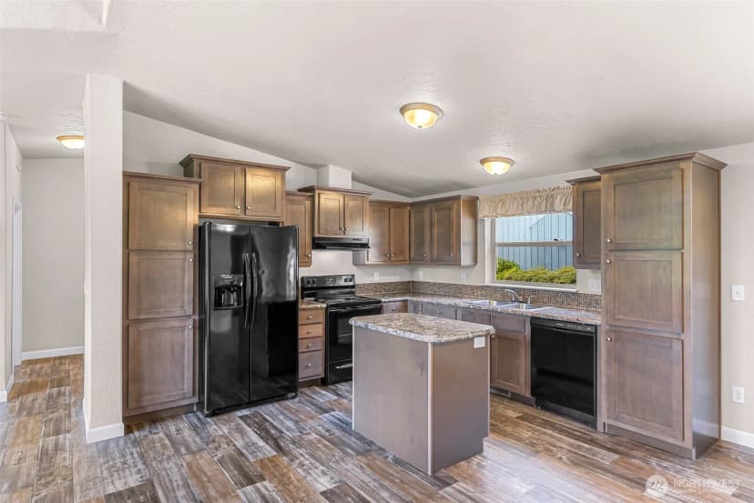 Property photo for 582 Summit Place, Sedro Woolley photo 16