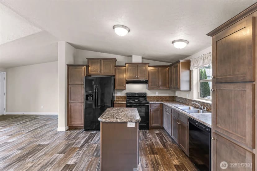 Property photo for 582 Summit Place, Sedro Woolley photo 20