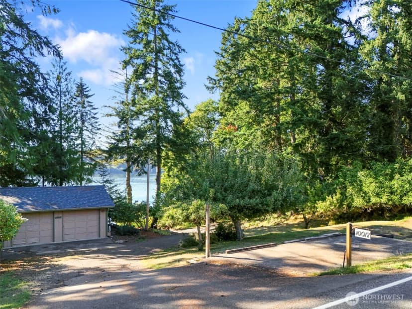 Property photo for 10017 Steamboat Island Road Nw, Olympia photo 6