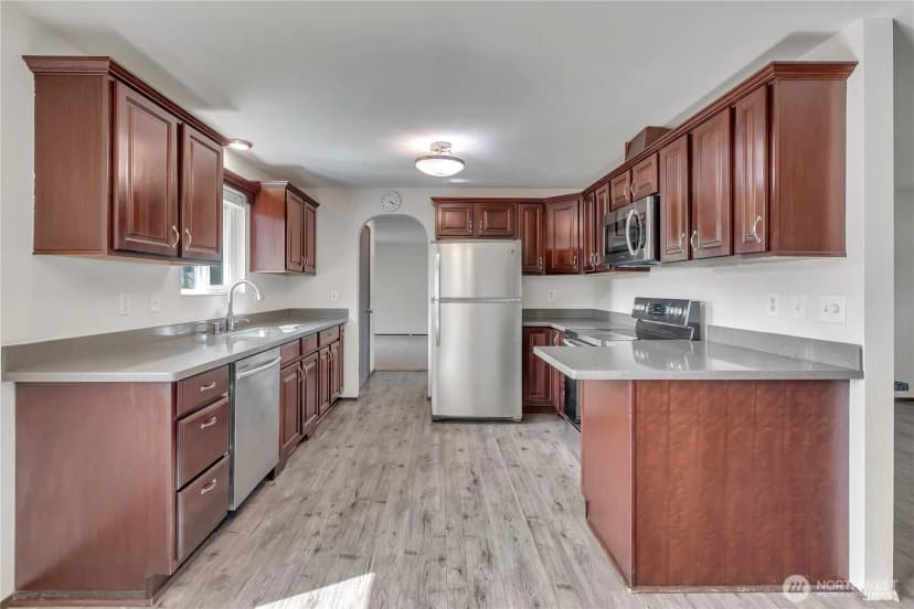 Property photo for 22210 47th Avenue E, Spanaway photo 11