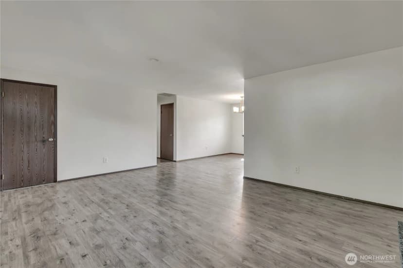 Property photo for 22210 47th Avenue E, Spanaway photo 6