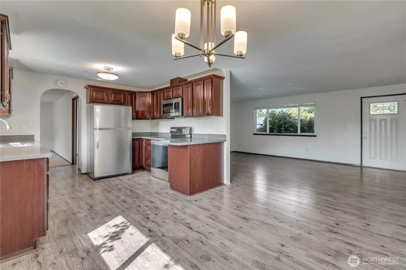 Property photo for 22210 47th Avenue E, Spanaway photo 10