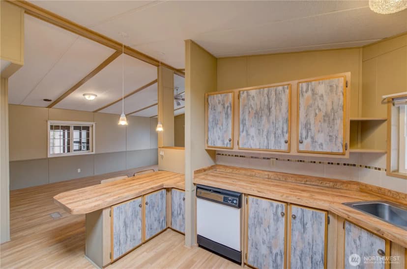 Property photo for 24604 Gile Place, Ocean Park photo 9