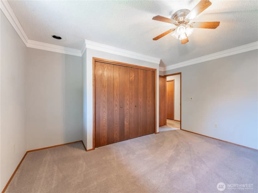 Property photo for 910 College Street, Wenatchee photo 21