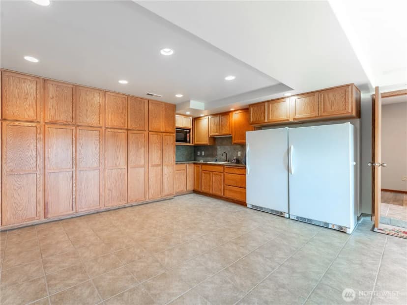 Property photo for 910 College Street, Wenatchee photo 29