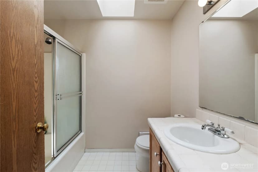 Property photo for 10811 10th Drive Se, Everett photo 28