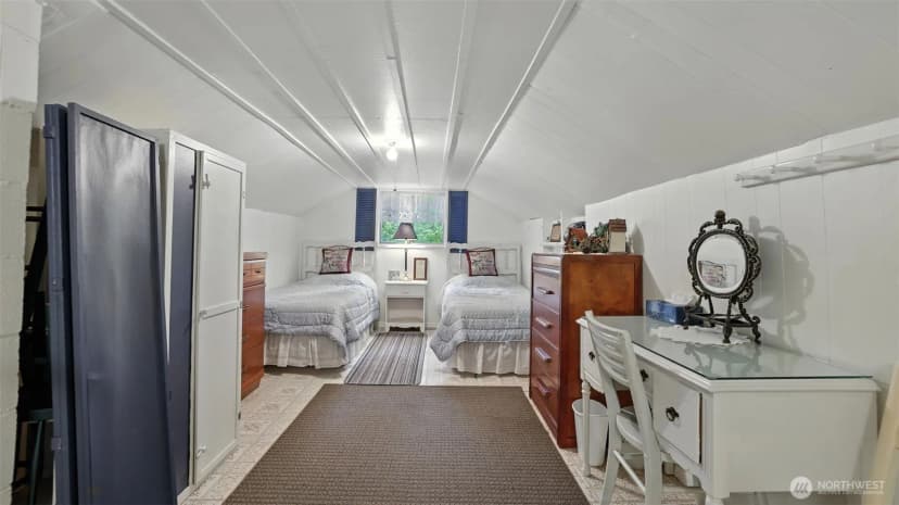 Property photo for 137 Nisqually Way, Ashford photo 12
