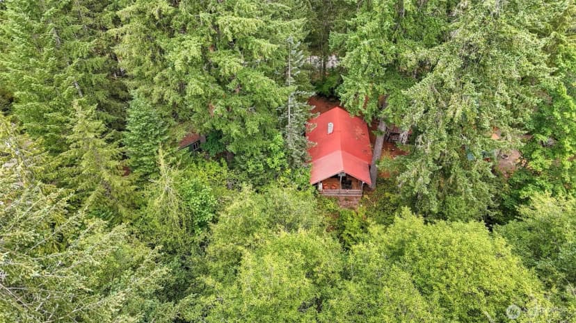 Property photo for 137 Nisqually Way, Ashford photo 20