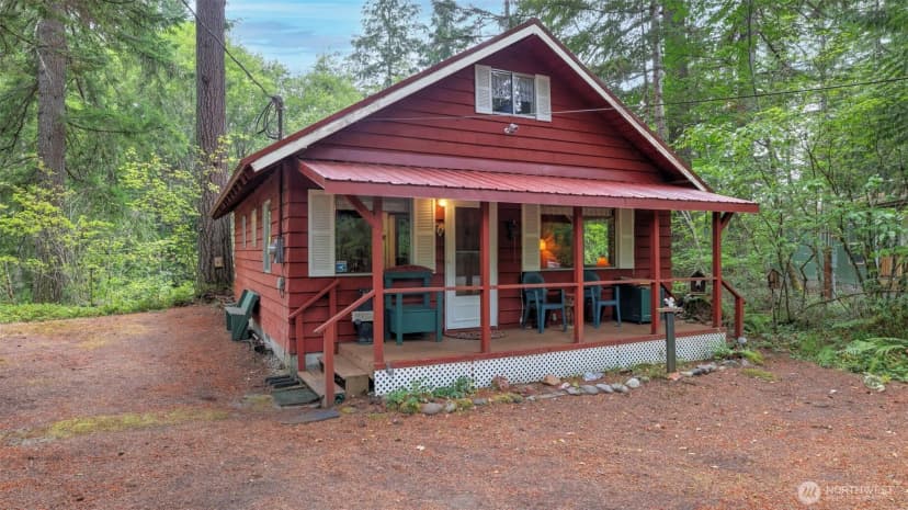Property photo for 137 Nisqually Way, Ashford photo 24