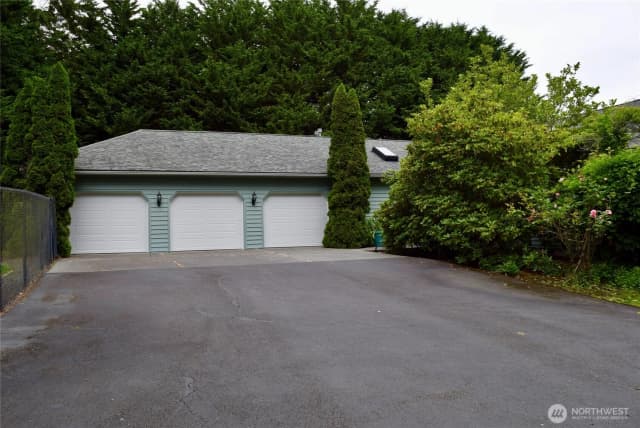 Property photo for 2422 W Sequim Bay Road, Sequim photo 3