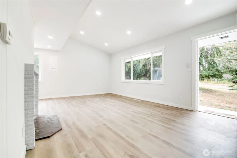 Property photo for 21136 33rd Ave S, Sea Tac photo 4