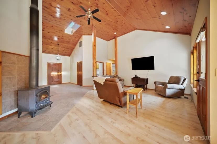 Property photo for 9643 Goodfellow Lane Ne, Kingston photo 8
