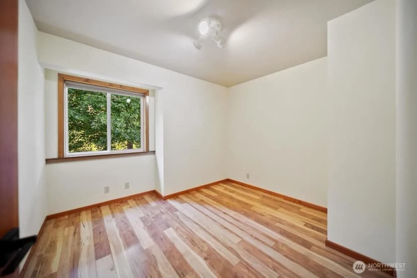 Property photo for 9643 Goodfellow Lane Ne, Kingston photo 14