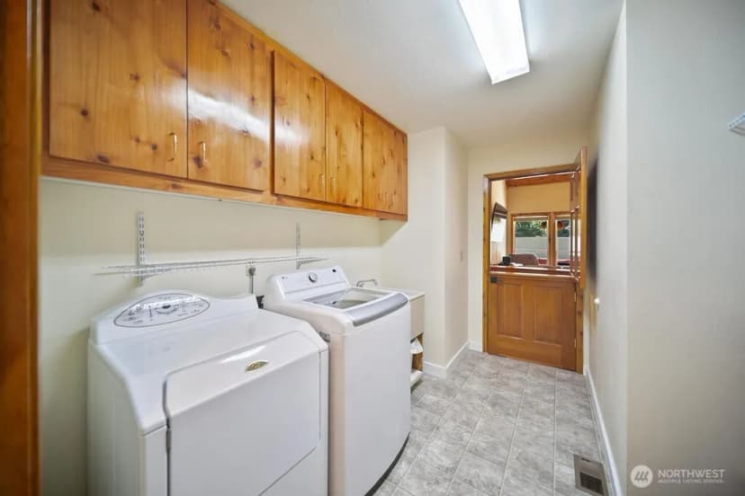 Property photo for 9643 Goodfellow Lane Ne, Kingston photo 18