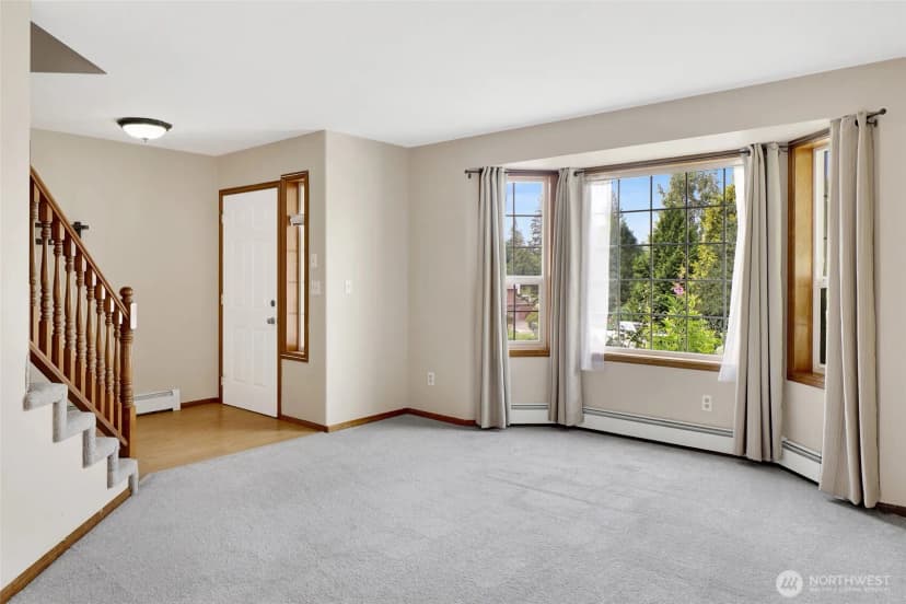 Property photo for 2490 Autumnwood Court, Bellingham photo 4