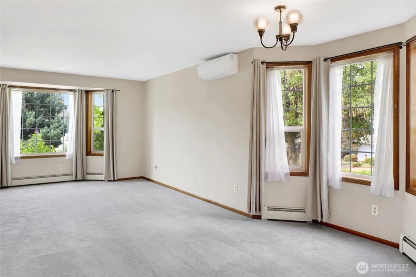 Property photo for 2490 Autumnwood Court, Bellingham photo 5