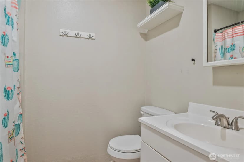 Property photo for 221 Valley Way, Woodland photo 14