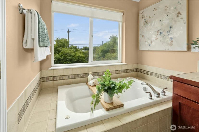 Property photo for 1132 Yakima Avenue S, Seattle photo 19