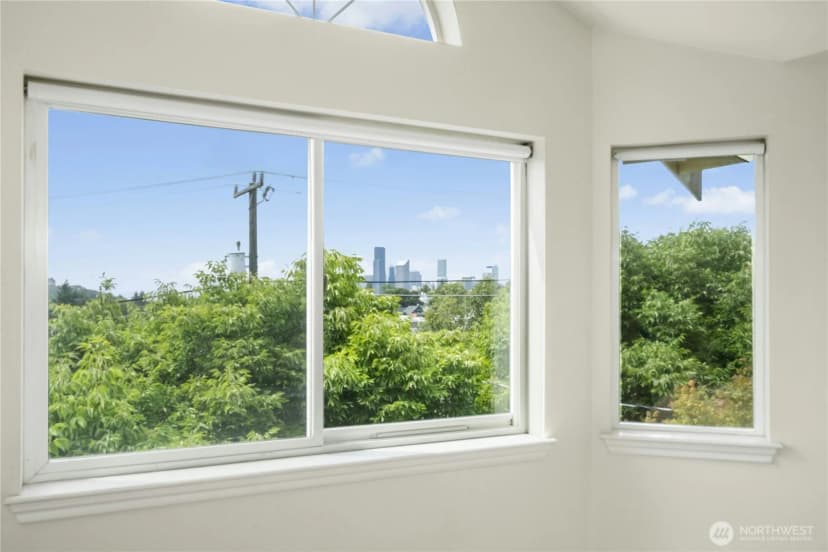 Property photo for 1132 Yakima Avenue S, Seattle photo 11