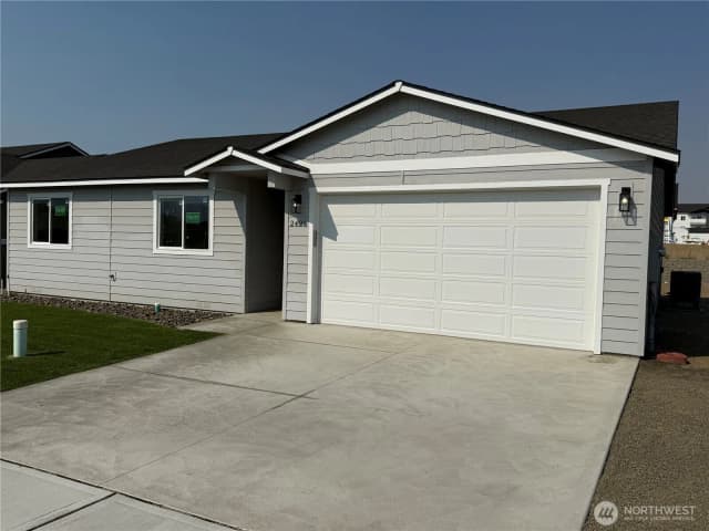Property photo for 2425 Noah Street Se, East Wenatchee photo 3