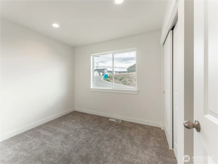 Property photo for 2425 Noah Street Se, East Wenatchee photo 22