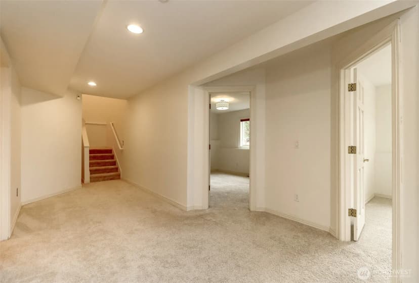Property photo for 29851 12th Avenue Sw, Federal Way photo 28