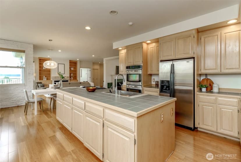 Property photo for 29851 12th Avenue Sw, Federal Way photo 12