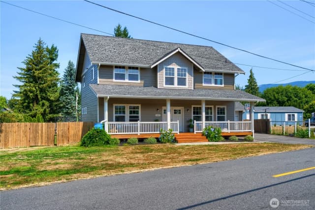 Property photo for 1410 Railroad Avenue, Sedro Woolley photo 4