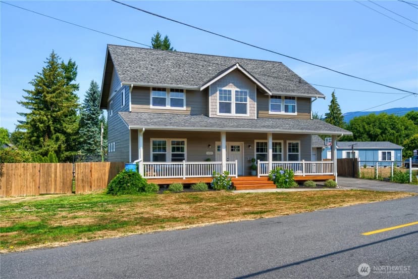 Property photo for 1410 Railroad Avenue, Sedro Woolley photo 4