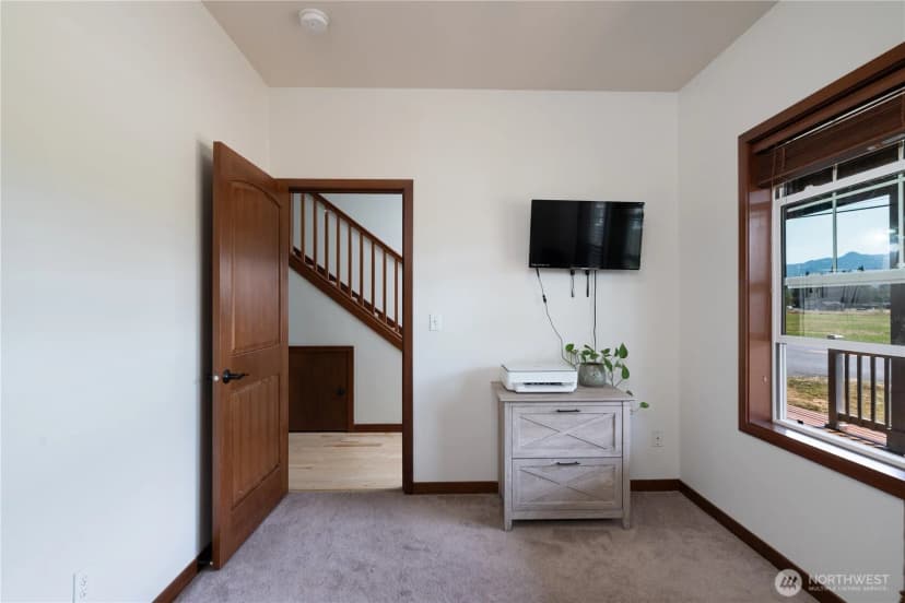 Property photo for 1410 Railroad Avenue, Sedro Woolley photo 27