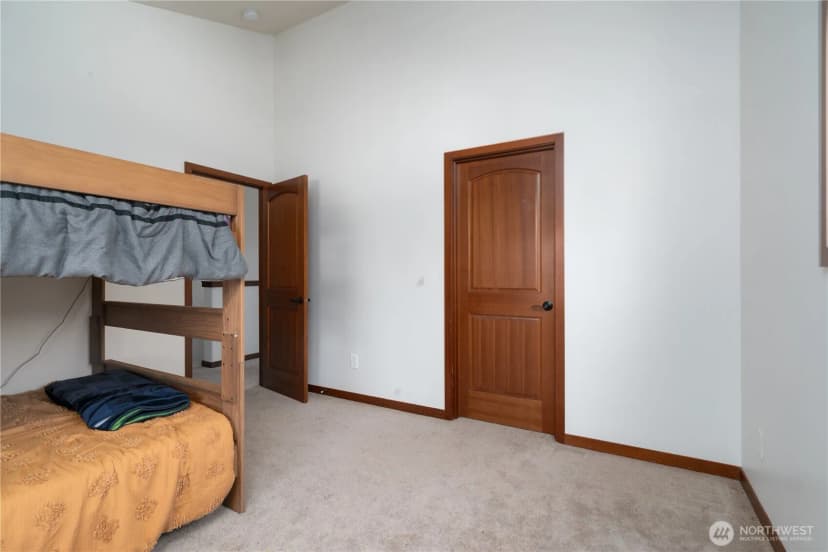 Property photo for 1410 Railroad Avenue, Sedro Woolley photo 32