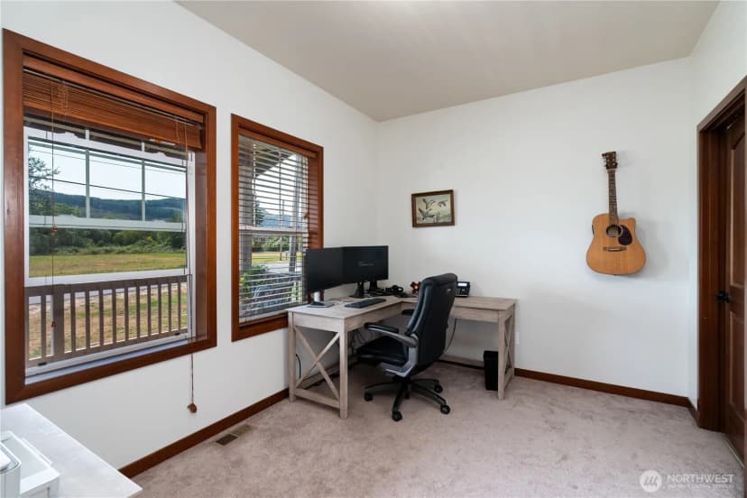 Property photo for 1410 Railroad Avenue, Sedro Woolley photo 26