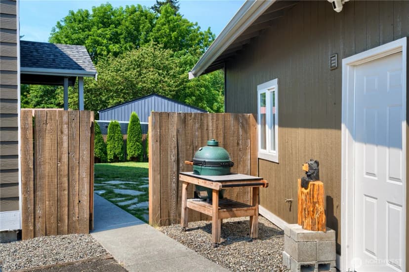 Property photo for 1410 Railroad Avenue, Sedro Woolley photo 12