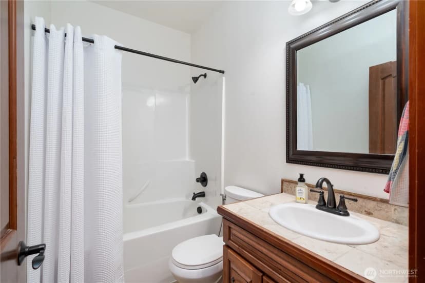 Property photo for 1410 Railroad Avenue, Sedro Woolley photo 25