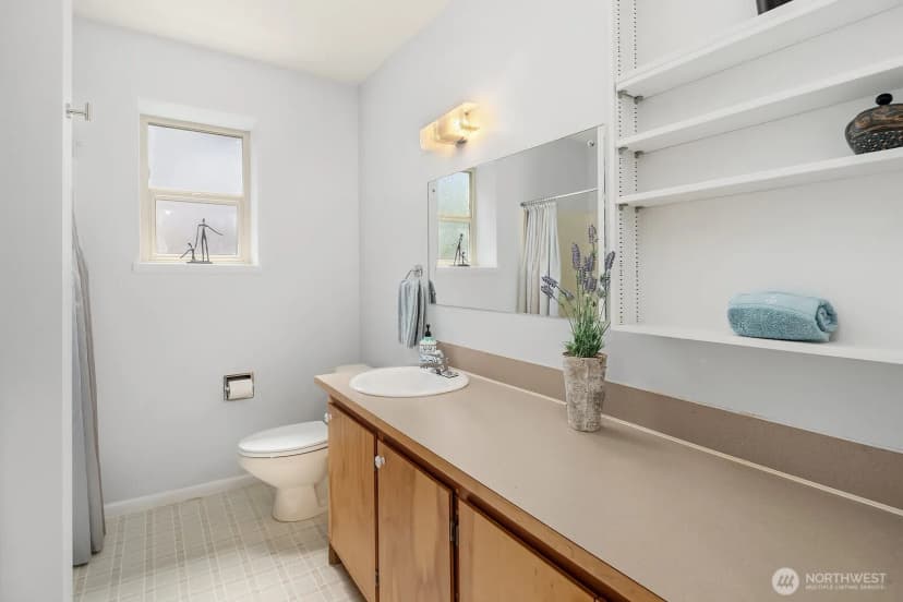 Property photo for 721 Crown Drive, Everett photo 33