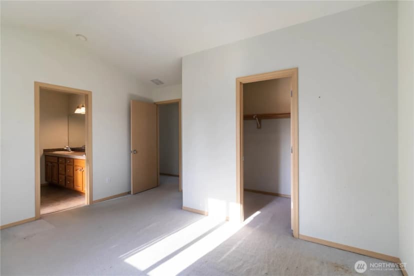 Property photo for 63 Crown Point Road, Longview photo 18
