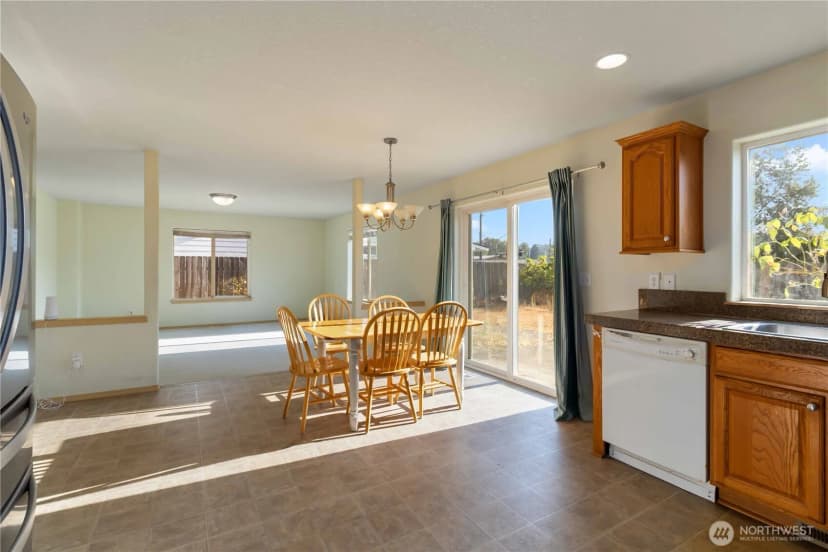 Property photo for 63 Crown Point Road, Longview photo 13